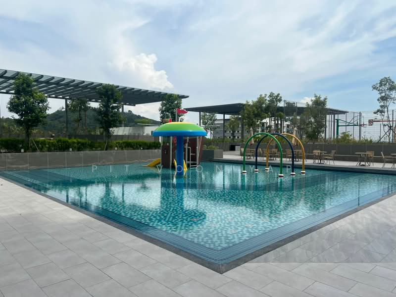 Condominium for Rent at Aster Residence - Pit Voon Yap - Pool - PropertyGuru.com.my