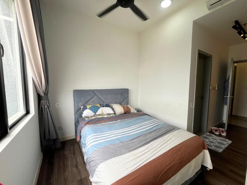 Servis Apartment untuk Dijual di Utropolis Urbano - Josephine Chou - Bedroom - PropertyGuru.com.my