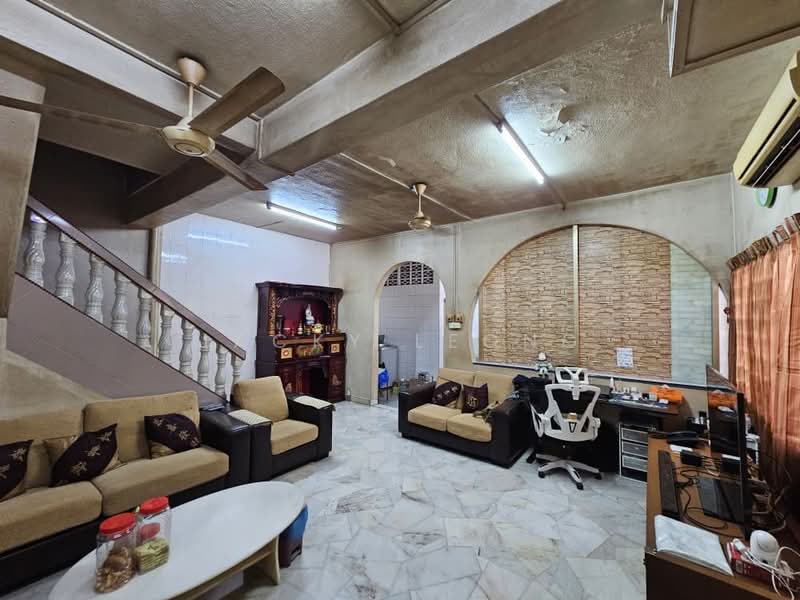 Rumah Berkembar untuk Dijual di Taman Cheras Indah (Ampang) - Jacky Leong - Living Room - PropertyGuru.com.my