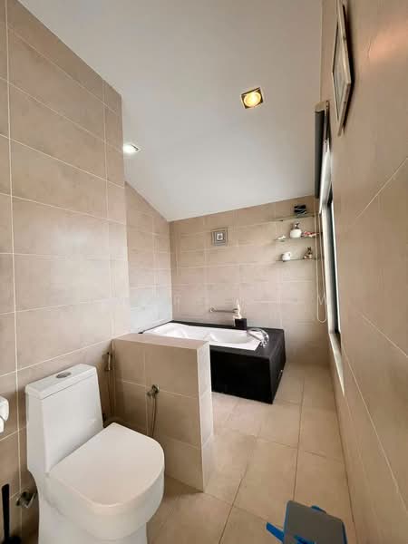 Semi-Detached House for Rent in East Ledang (Iskandar Puteri (Nusajaya)) - Edward Siow - Bathroom - PropertyGuru.com.my