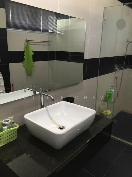 Rumah Banglo untuk Dijual di Minden Heights (Gelugor) - Millie Chew - Bathroom - PropertyGuru.com.my