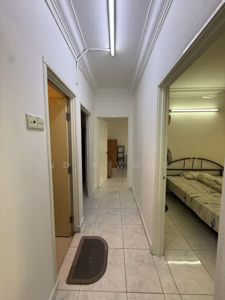 Pangsapuri untuk Dijual di Palm Terrace - Joey Wong - Corridor - PropertyGuru.com.my