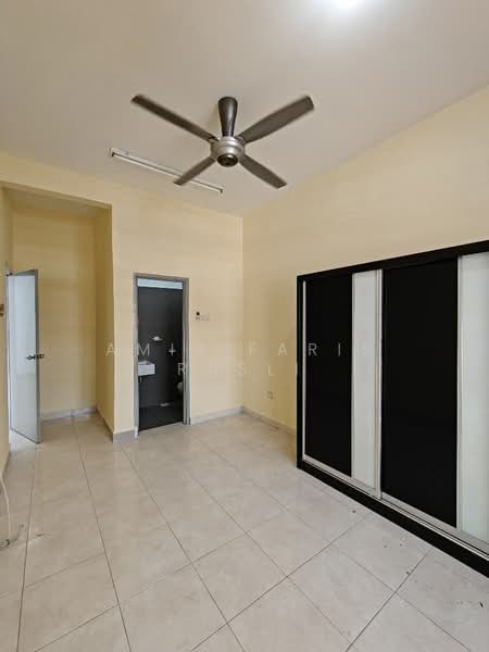 Rumah Teres 1 Tingkat untuk Dijual di Taman Mount Austin (Tebrau) - Amir Faris Rusli - PropertyGuru.com.my