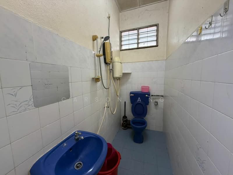 Rumah Teres 1 Tingkat untuk Disewa di Bukit Mertajam (Penang) - Carson Ang - Bathroom - PropertyGuru.com.my