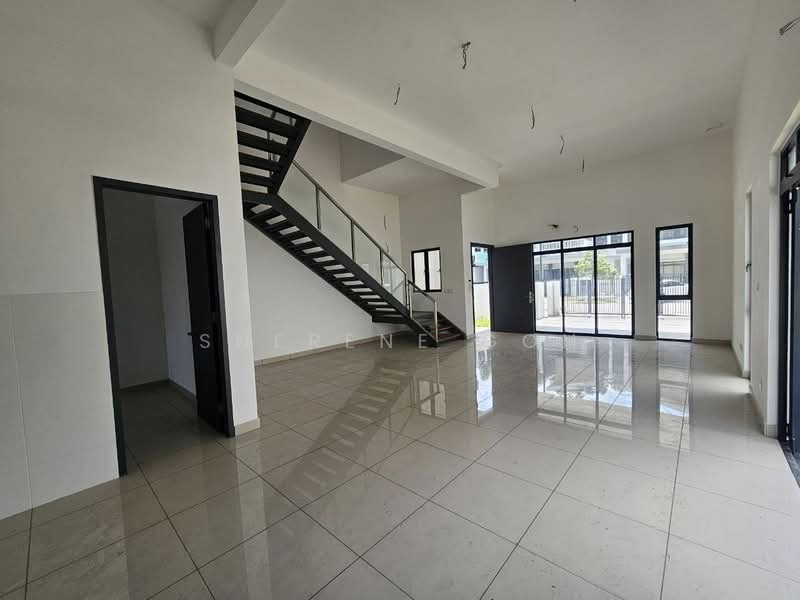 2-storey Terraced House for Sale in Bandar Kinrara Seksyen 8 (Bandar Kinrara) - Sherene Goh - Living Room - PropertyGuru.com.my