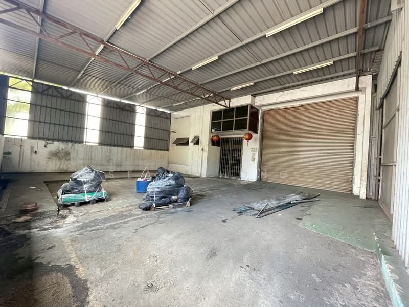 Semi-D Factory for Rent in Taman Desa Cemerlang (Ulu Tiram) - Sean Chong - Interior - PropertyGuru.com.my