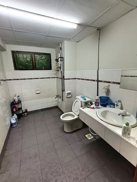 Apartment for Sale at Seri Mutiara Apartment - Jay Pun - Bathroom - PropertyGuru.com.my