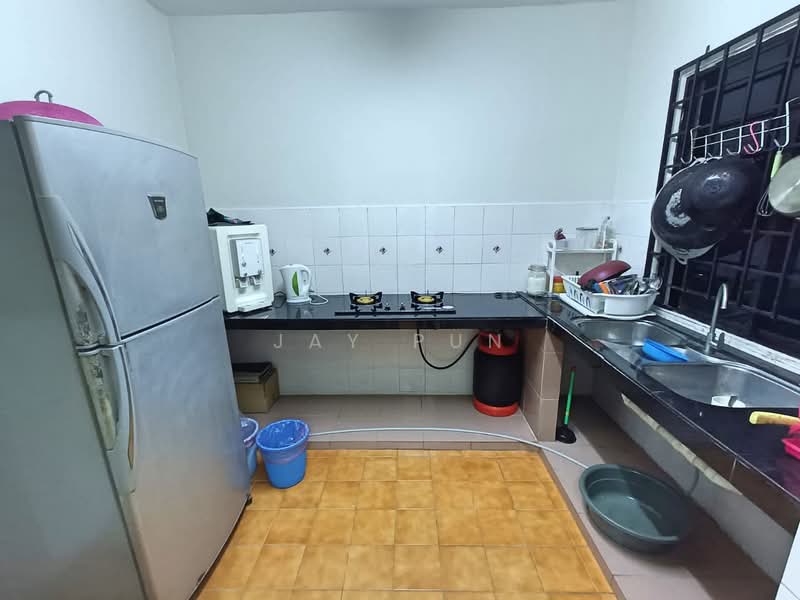 Apartment for Sale at Seri Mutiara Apartment - Jay Pun - Kitchen - PropertyGuru.com.my