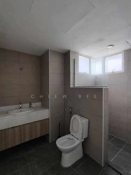 Condominium for Rent at Tanjung Beach Condominium - Chiew Bee - Bathroom - PropertyGuru.com.my