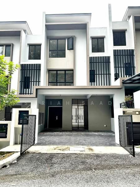 3-storey Terraced House for Sale in Gombak (Selangor) - Sariah Saad - PropertyGuru.com.my