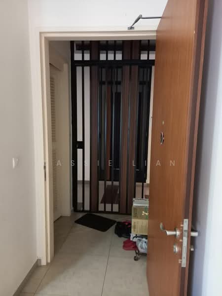 Servis Apartment untuk Disewa di Petalz Residences - Cassie Lian - Entrance - PropertyGuru.com.my