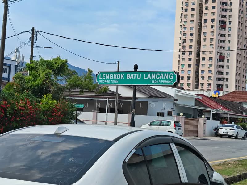 1-storey Terraced House for Sale in Kampung Batu Lanchang (Jelutong) - Sunny Lok - Exterior - PropertyGuru.com.my