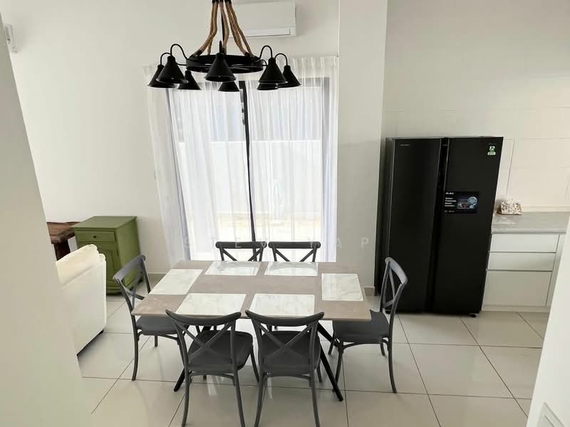 3-storey Terraced House for Rent in Kota Kinabalu (Sabah) - Stev Yap - Dining Room - PropertyGuru.com.my