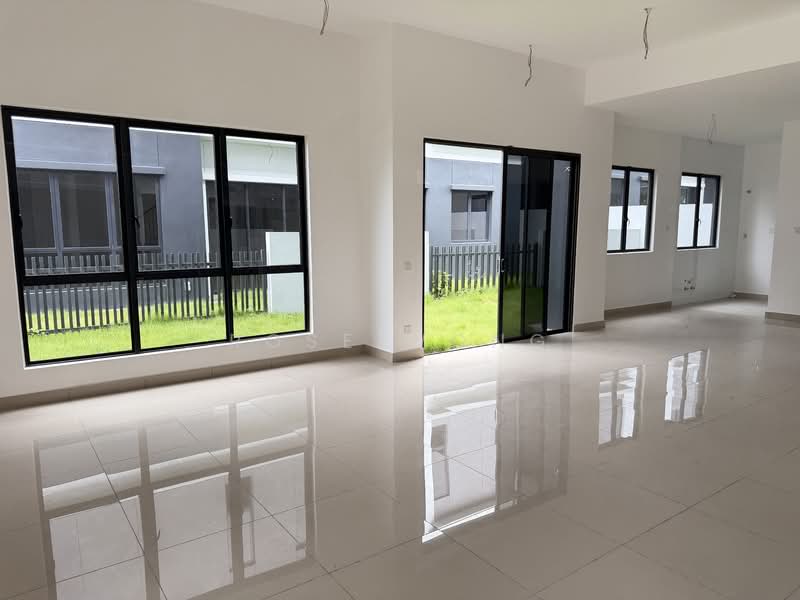Semi-Detached House for Sale in Eco Ardence (Setia Alam) - Rose Wong - Living Room - PropertyGuru.com.my