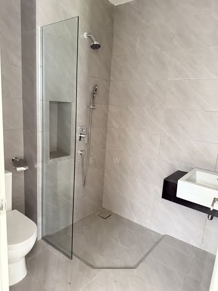 Semi-Detached House for Sale in Eco Ardence (Setia Alam) - Rose Wong - Bathroom - PropertyGuru.com.my
