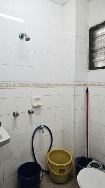 Rumah Teres 2 Tingkat untuk Dijual di TAMAN PUCHONG UTAMA (Puchong) - Wendy Chin - Bathroom - PropertyGuru.com.my
