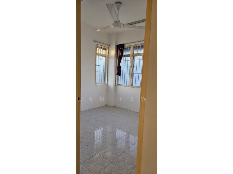Apartment for Sale at Taman Cemerlang - Ben Hew - PropertyGuru.com.my