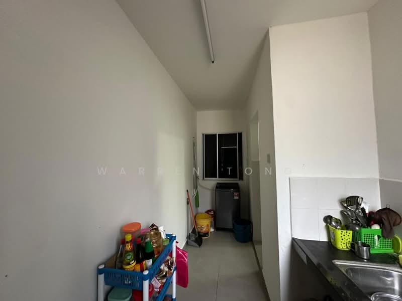 1-storey Terraced House for Sale in Johor Bahru (Johor) - Warren Tong - Kitchen - PropertyGuru.com.my
