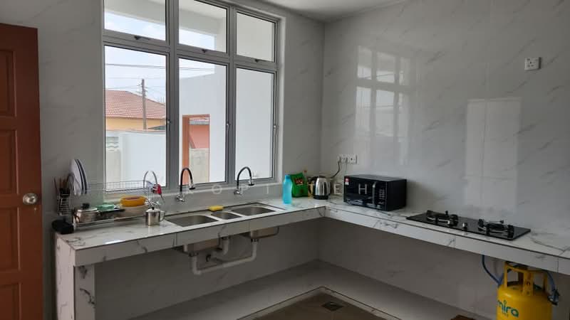 Bungalow for Rent in Bukit Rasah (Seremban) - Kopi Teh - Kitchen - PropertyGuru.com.my