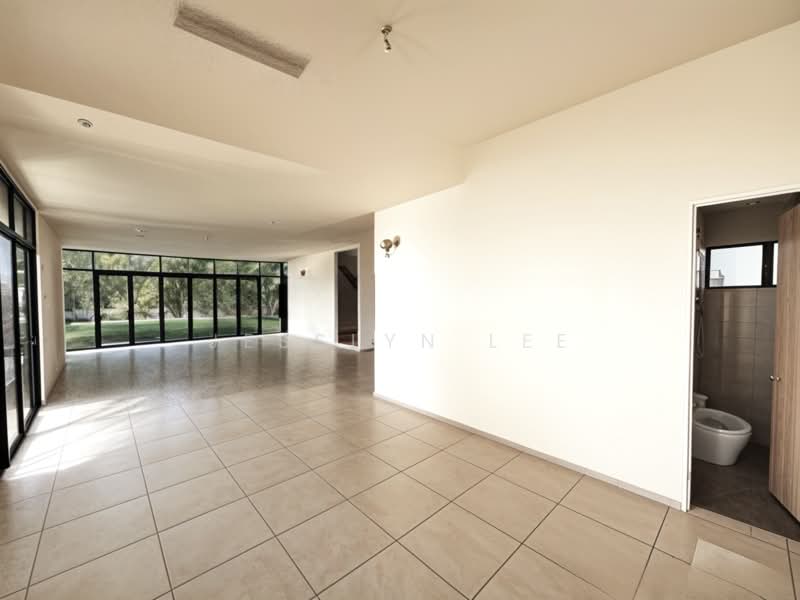 Zero-Lot Bungalow for Sale in Setia Ecohill (Semenyih) - Jesslyn Lee - Living Room - PropertyGuru.com.my