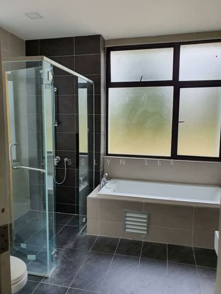 Zero-Lot Bungalow for Sale in Setia Ecohill (Semenyih) - Jesslyn Lee - Bathroom - PropertyGuru.com.my