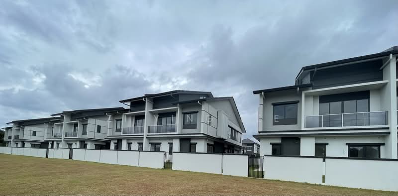 2-storey Terraced House for Rent in Bandar Tropicana Aman (Telok Panglima Garang) - Zi Ying Lee - Exterior - PropertyGuru.com.my