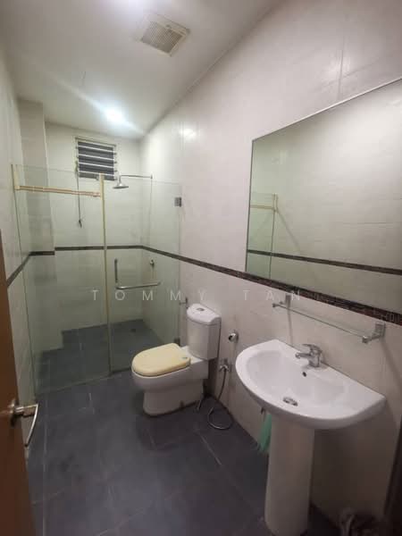 Kondominium untuk Dijual di Merc Residence - Tommy Tan - Bathroom - PropertyGuru.com.my