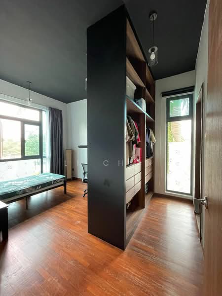 Servis Apartment untuk Dijual di Crescent Bay Suites (Teluk Bayu) - LM Chan - Bedroom - PropertyGuru.com.my