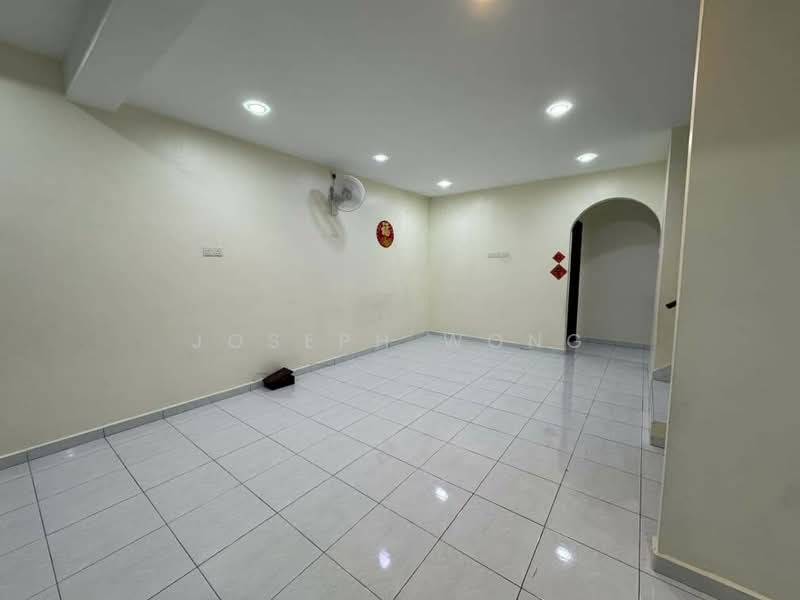 2-storey Terraced House for Rent in Taman Pulai Utama (Skudai) - Joseph Wong - Interior - PropertyGuru.com.my