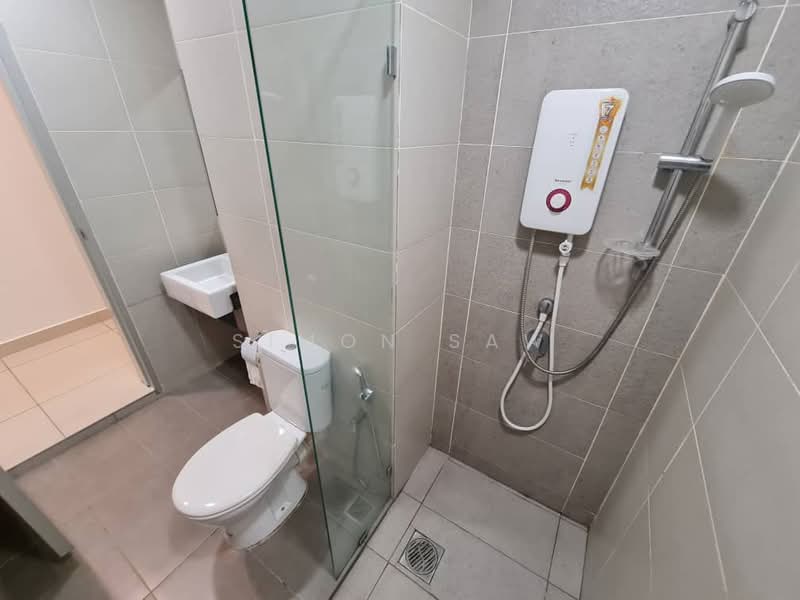 Kondominium untuk Dijual di Tropicana Bay Residences - Simon Saw - Bathroom - PropertyGuru.com.my