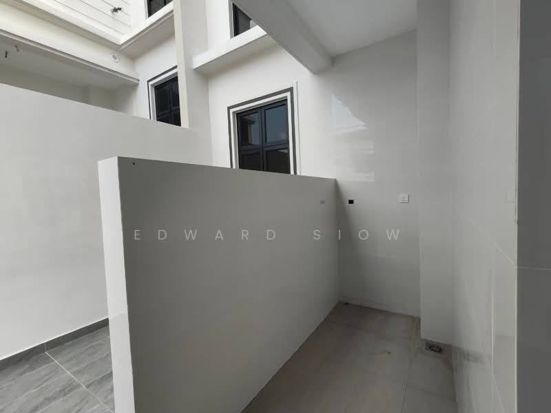 Cluster House for Rent in Setia Tropika (Johor Bahru) - Edward Siow - Exterior - PropertyGuru.com.my