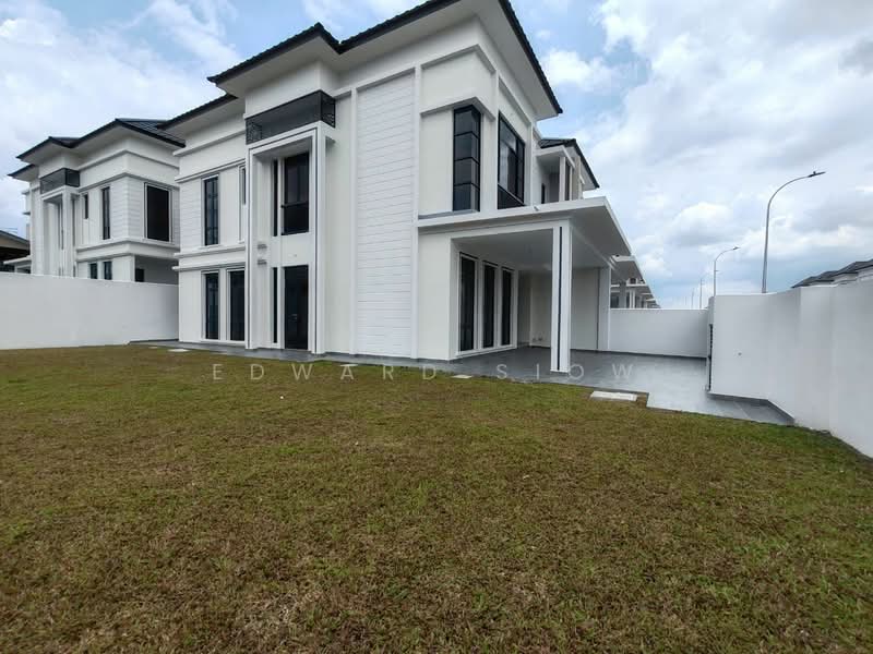 Cluster House for Rent in Setia Tropika (Johor Bahru) - Edward Siow - Exterior - PropertyGuru.com.my