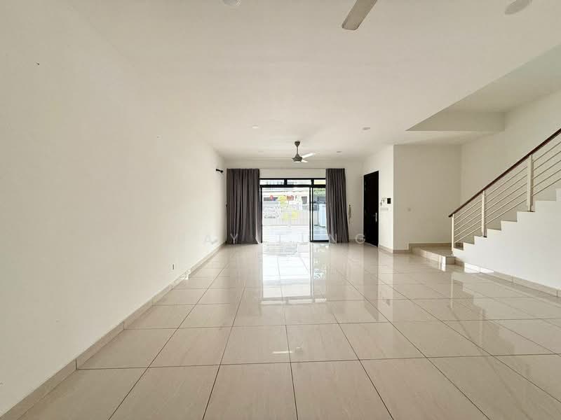 2-storey Terraced House for Sale in Horizon Hills (Iskandar Puteri (Nusajaya)) - Ray Tung - Living Room - PropertyGuru.com.my