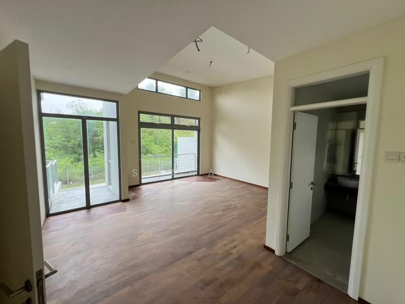 2-storey Terraced House for Sale in Bandar Mahkota Cheras (Cheras) - Esharani . - Living Room - PropertyGuru.com.my