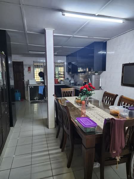 1-storey Terraced House for Sale in Ampang (Kuala Lumpur) - Luqman Ramli - Kitchen - PropertyGuru.com.my