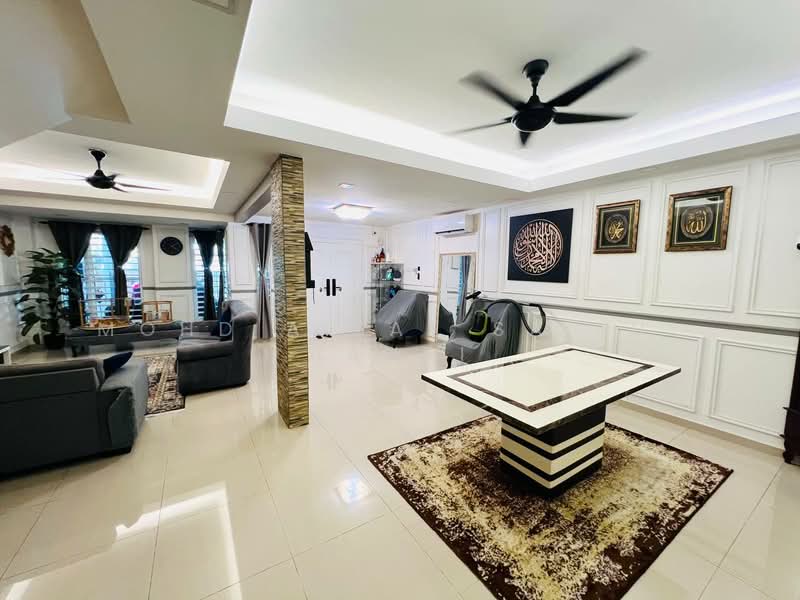 2-storey Terraced House for Sale in Bandar Baru Bangi (Selangor) - Mohd Aizat Saiful Bahri - Living Room - PropertyGuru.com.my
