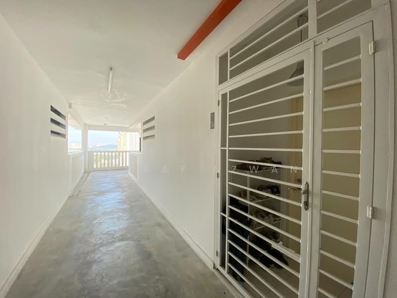 Kondominium untuk Dijual di D' Camellia - Ashraf Azwan - Corridor - PropertyGuru.com.my