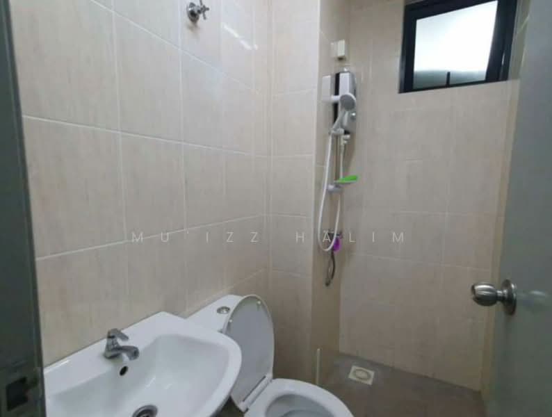 Condominium for Rent at Vista Bangi - Mu'izz Halim - Bathroom - PropertyGuru.com.my