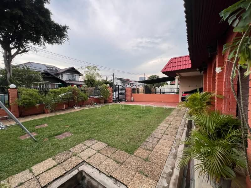 Semi-Detached House for Sale in SS3 (Petaling Jaya) - Jayden Heng - Exterior - PropertyGuru.com.my