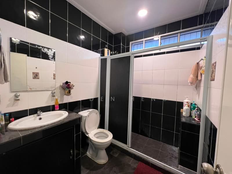 Semi-Detached House for Sale in SS3 (Petaling Jaya) - Jayden Heng - Bathroom - PropertyGuru.com.my
