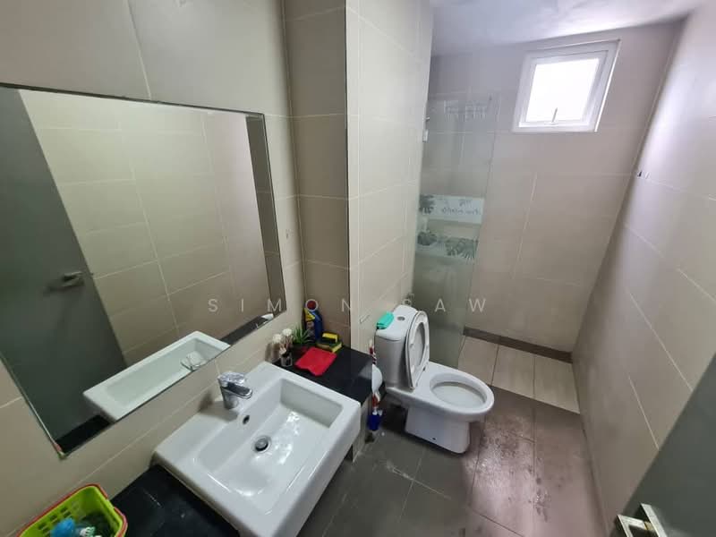Kondominium untuk Disewa di Tropicana Bay Residences - Simon Saw - Bathroom - PropertyGuru.com.my