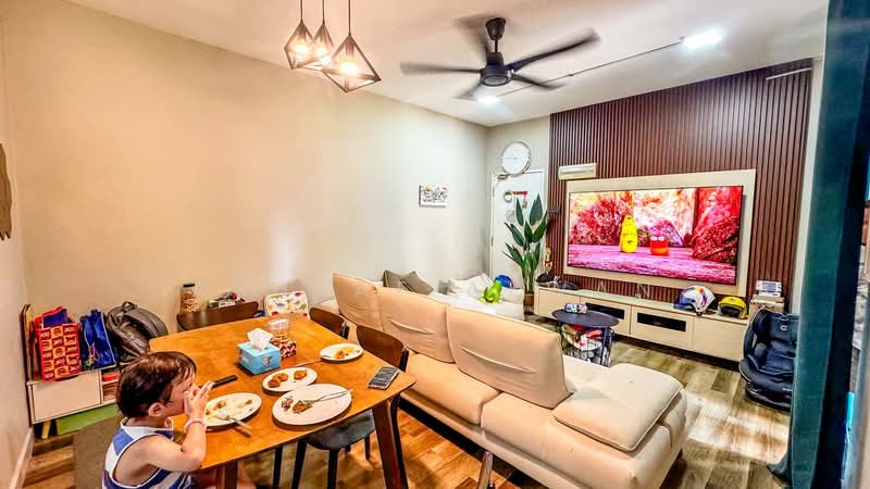 Apartment for Sale at Akasia - Ashraf Azwan - Living Room - PropertyGuru.com.my