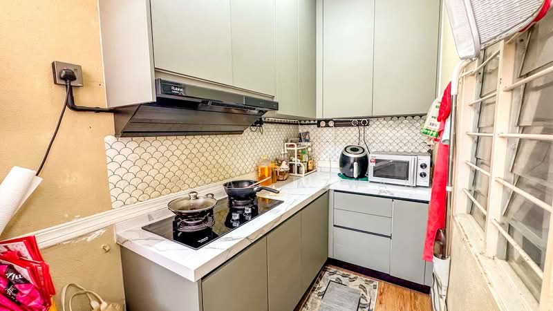 Apartment for Sale at Akasia - Ashraf Azwan - Kitchen - PropertyGuru.com.my