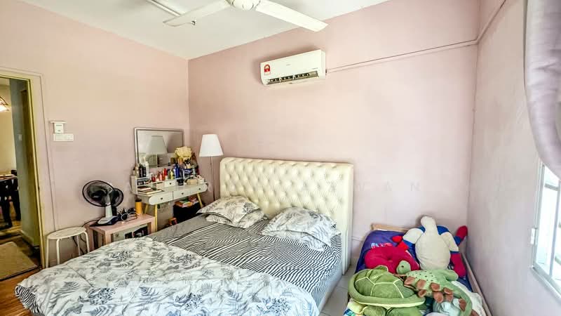 Apartment for Sale at Akasia - Ashraf Azwan - Bedroom - PropertyGuru.com.my