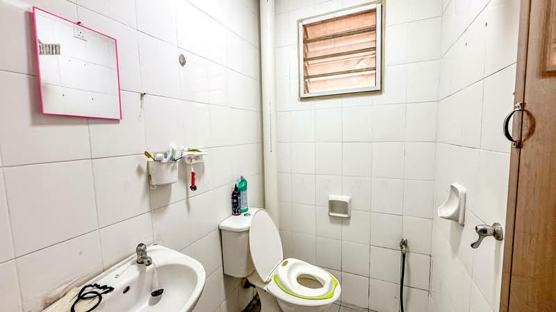 Apartment for Sale at Akasia - Ashraf Azwan - Bathroom - PropertyGuru.com.my