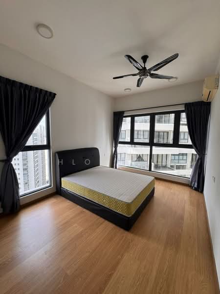 Condominium for Rent at Bay Point @ Country Garden Danga Bay - Chloe Shum - Bedroom - PropertyGuru.com.my
