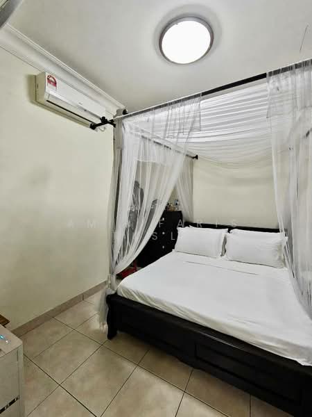 2-storey Terraced House for Sale in Taman Damansara Aliff (Tampoi) - Amir Faris Rusli - Bedroom - PropertyGuru.com.my