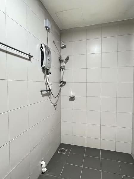 Service Residence for Sale at Meridin Suites @ The Meridin - Kenneth Tan - Bathroom - PropertyGuru.com.my