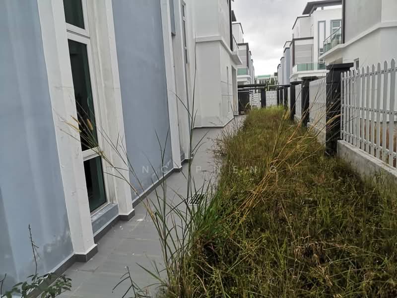 Bungalow for Sale in Taman Klebang Utama (Klebang) - Vinc Pheng - Exterior - PropertyGuru.com.my