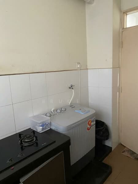 Condominium for Rent at Platinum Hill PV 2 - Bruce . - Kitchen - PropertyGuru.com.my